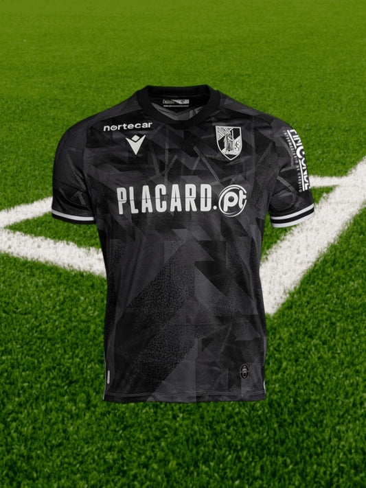 Vitoria Guimaraes away jersey 25/26